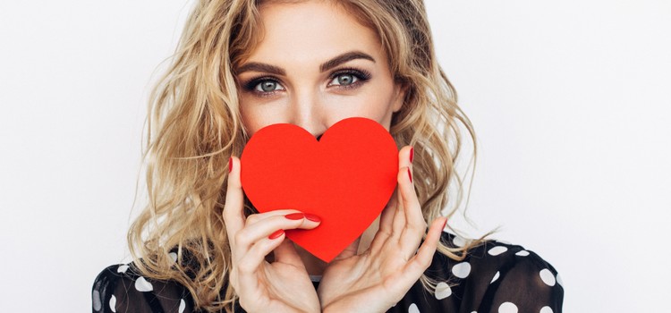 Valentine's Day Makeup and Beauty Tips