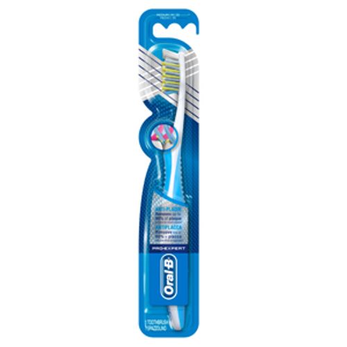 Oral B Pro Expert CrossAction Superior Clean Toothbrush Medium